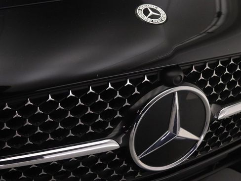 Certified 2025 Mercedes-Benz C 300 Sedan image 29