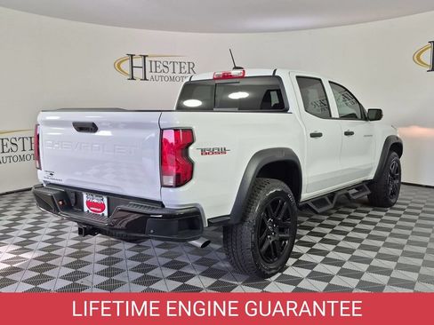 Certified 2025 Chevrolet Colorado Trail Boss AWD/4WD image 4