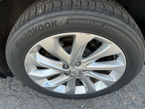 Used 2016 Buick Envision Premium AWD/4WD image 9
