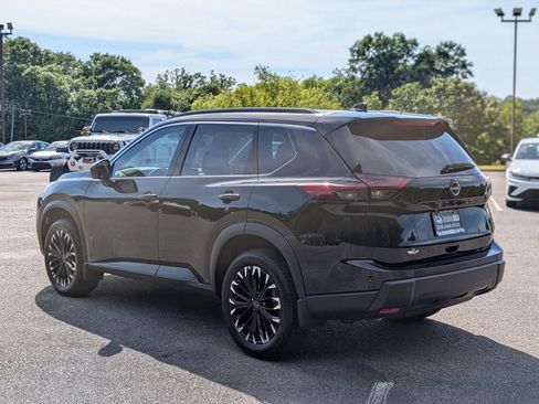 Used 2026 Nissan Rogue Dark Armor FWD image 7