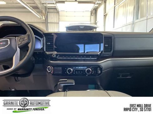 Used 2026 GMC Sierra 1500 Elevation w/ Preferred Package AWD/4WD image 16
