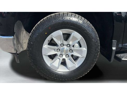 Used 2023 Chevrolet Silverado 1500 LT AWD/4WD image 20