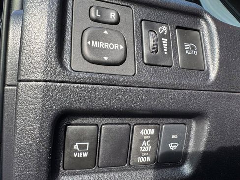 Used 2022 Toyota 4Runner Limited image 17