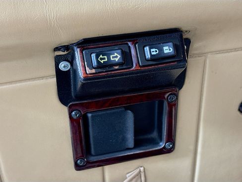 Used 2000 HUMMER H1 4-Door Wagon AWD/4WD image 21