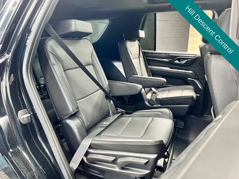 Used 2023 GMC Yukon Denali w/ LPO, Floor Liner Package AWD/4WD image 16