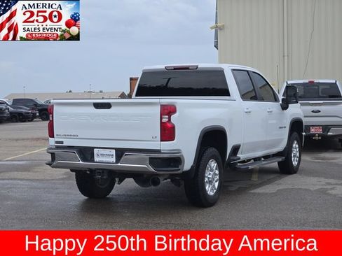 Used 2025 Chevrolet Silverado 2500 LT AWD/4WD image 7