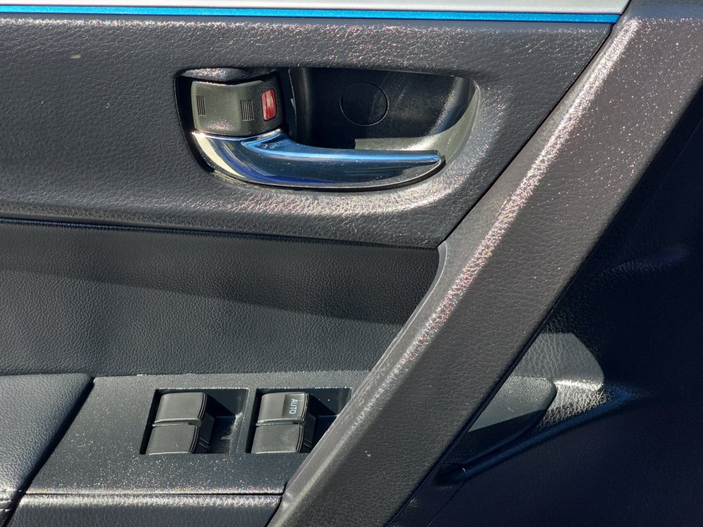 Used 2015 Toyota Corolla S w/ Protection Package FWD image 29