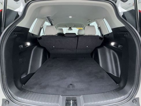Used 2023 Honda CR-V LX image 16