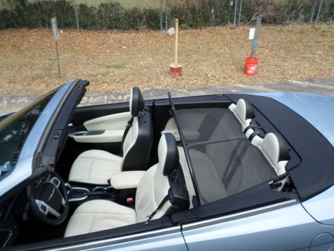 Used 2012 Chrysler 200 Limited image 27