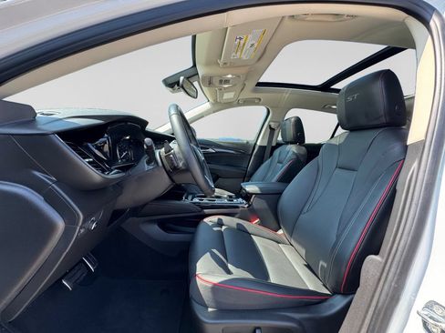 Used 2023 Buick Envision Essence w/ Sport Touring Package AWD/4WD image 20