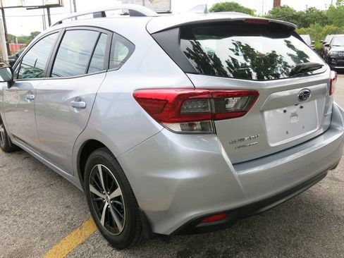 Used 2022 Subaru Impreza 2.0i Premium AWD/4WD image 3