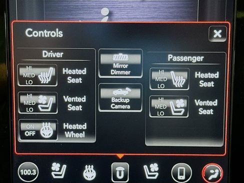 Used 2019 RAM 1500 Laramie image 19