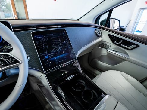 Used 2023 Mercedes-Benz EQE 350+ SUV w/ AMG Line Exterior Package image 46