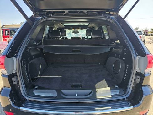 Used 2018 Jeep Grand Cherokee Limited w/ Luxury Group II image 13