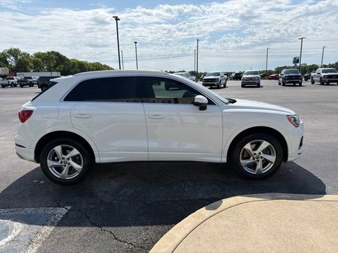 Used 2020 Audi Q3 2.0T Premium w/ Convenience Package AWD/4WD image 4