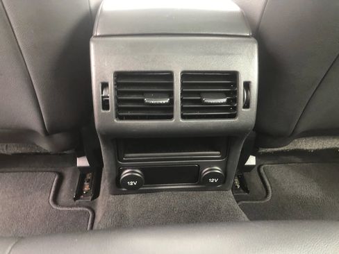 Used 2018 Jaguar XE Premium RWD image 24