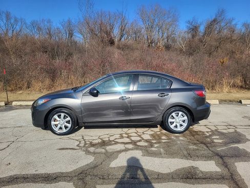 Used 2011 MAZDA MAZDA3 i Touring image 3
