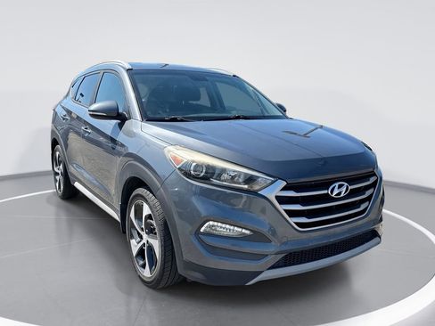 Used 2017 Hyundai Tucson Sport image 1