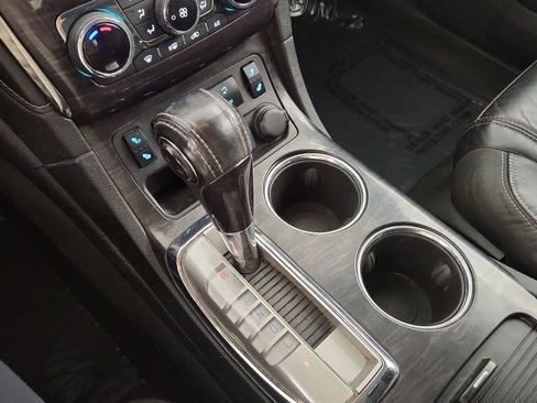 Used 2017 Buick Enclave Leather image 26