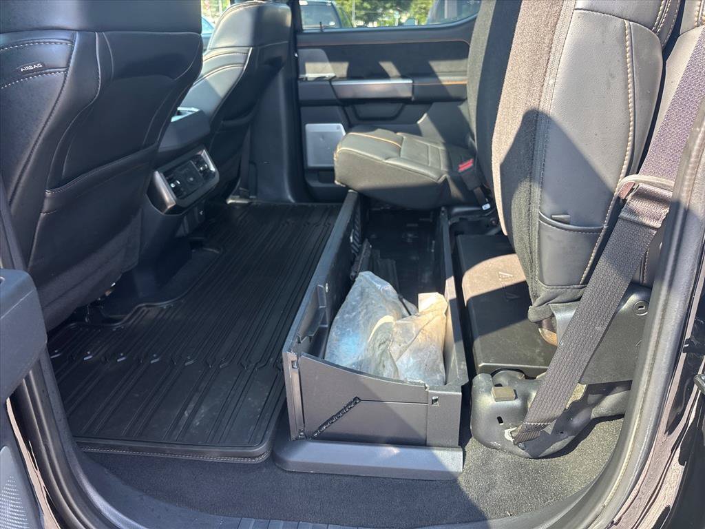 Certified 2023 Ford F450 Platinum w/ FX4 Off-Road Package AWD/4WD image 19