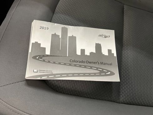 Used 2019 Chevrolet Colorado LT image 30