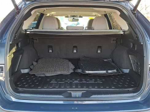 Used 2025 Subaru Outback Premium image 30