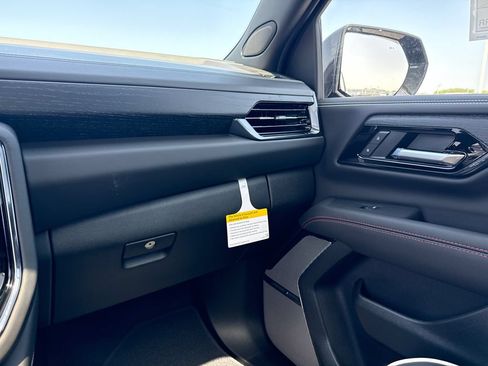 New 2026 GMC Yukon AT4 Ultimate AWD/4WD image 26