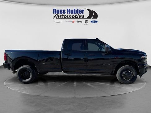 New 2026 RAM 3500 Laramie AWD/4WD image 9