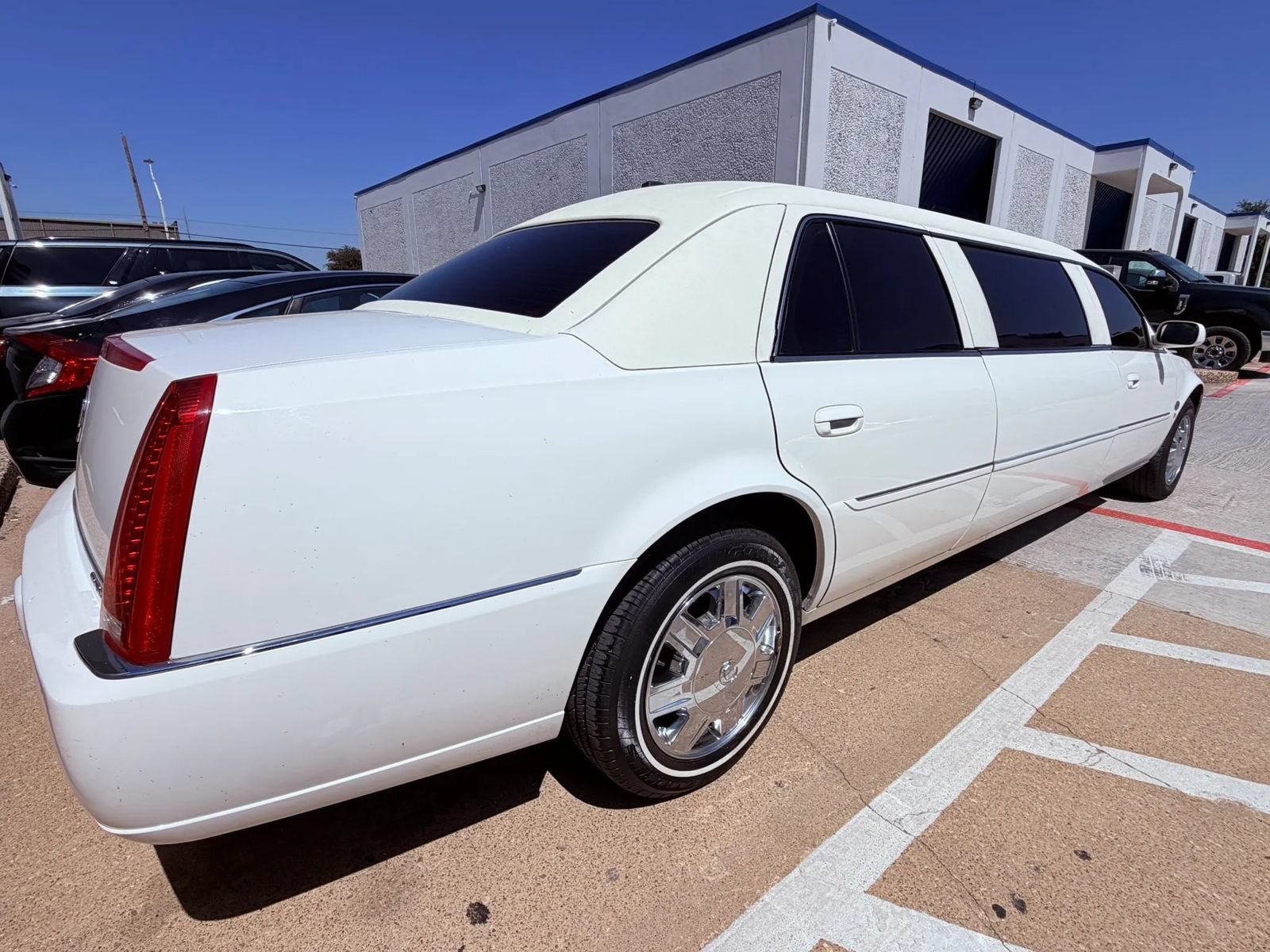 Used 2007 Cadillac DTS FWD image 4