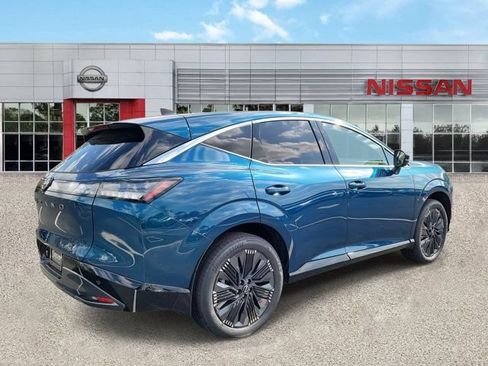 New 2026 Nissan Murano Platinum w/ Cargo Package AWD/4WD image 2