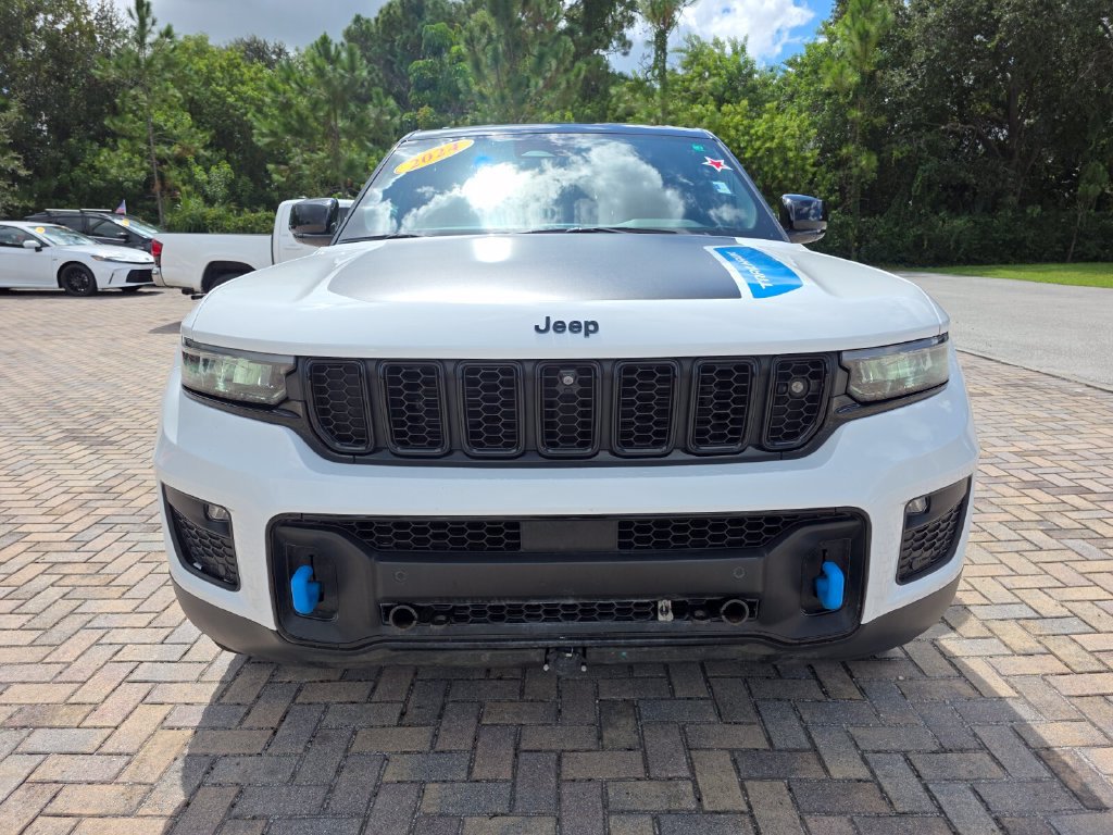 Used 2024 Jeep Grand Cherokee Trailhawk w/ Advanced Protech Group II AWD/4WD image 2