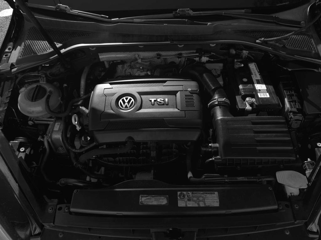Used 2016 Volkswagen GTI S FWD image 17