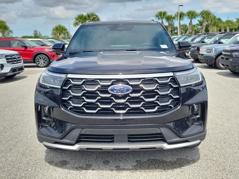 New 2026 Ford Explorer Platinum RWD image 2