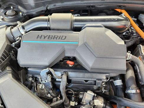 Used 2023 Kia Sportage EX image 19