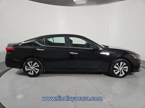 Used 2022 Nissan Altima 2.5 S FWD image 9