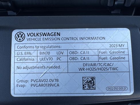 Used 2023 Volkswagen GTI SE FWD image 23
