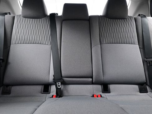 Used 2025 Toyota Camry LE w/ Convenience Package image 15