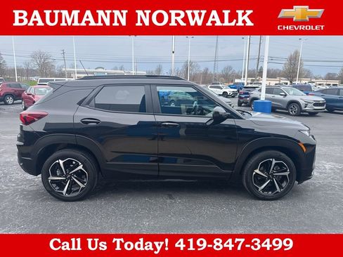 Used 2023 Chevrolet TrailBlazer RS image 6