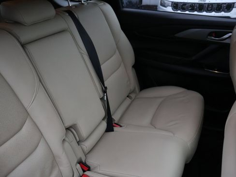 Certified 2023 MAZDA CX-9 Touring Plus AWD/4WD image 13