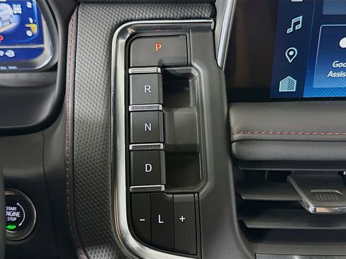 Used 2024 Chevrolet Tahoe RST w/ Luxury Package image 16