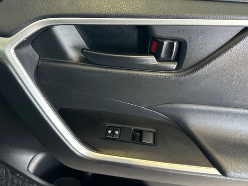 Used 2025 Toyota RAV4 LE image 22