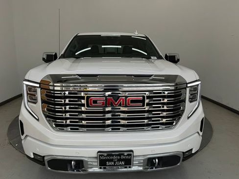 Used 2025 GMC Sierra 1500 Denali w/ Denali Reserve Package AWD/4WD image 12