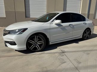 Used 2017 Honda Accord Touring video 1