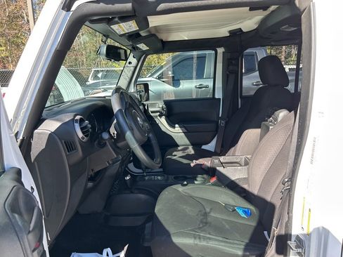 Used 2014 Jeep Wrangler Unlimited Sport w/ Quick Order Package 24S image 8