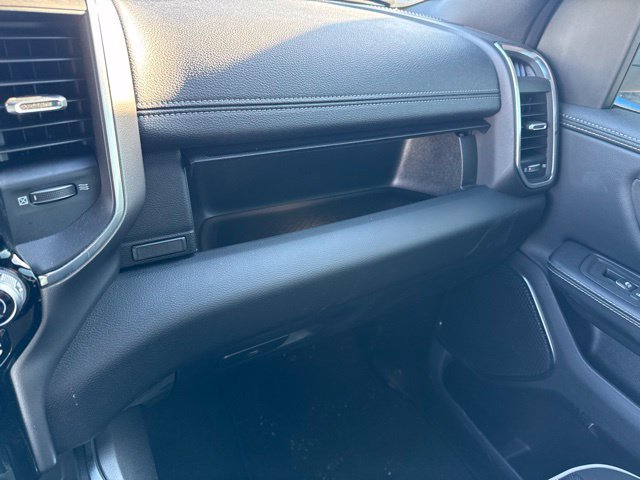 Used 2026 RAM 1500 Laramie AWD/4WD image 23