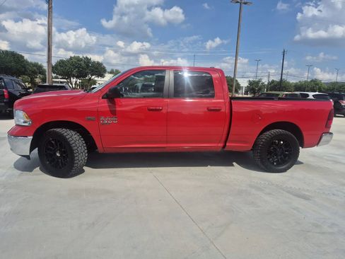 Used 2020 RAM 1500 Classic SLT RWD image 2