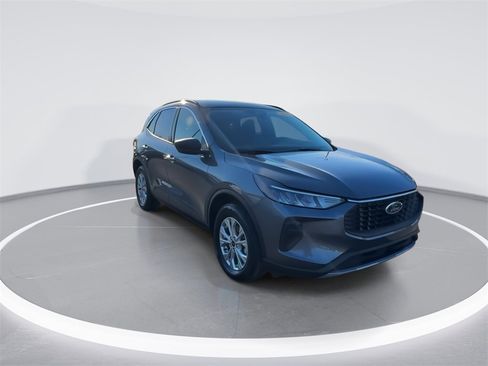 Used 2024 Ford Escape Active w/ Tech Pack #1 image 2