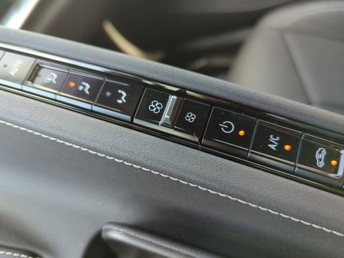 Used 2025 Chevrolet Corvette Z06 image 20