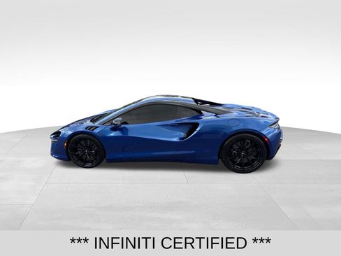 Used 2023 McLaren Artura RWD image 2