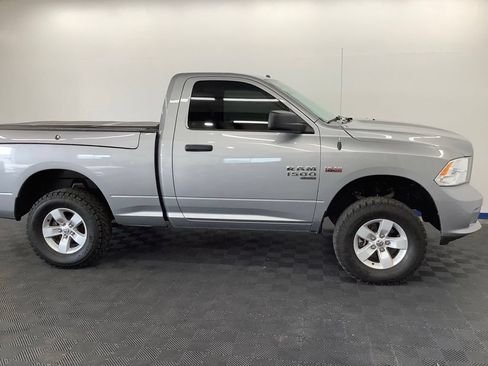 Used 2021 RAM 1500 Express w/ Express Value Package AWD/4WD image 19